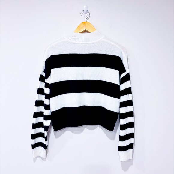 H&M Navy & White Striped Cropped Knit Sweater Mock Neck | Medium * - Picture 2 of 7
